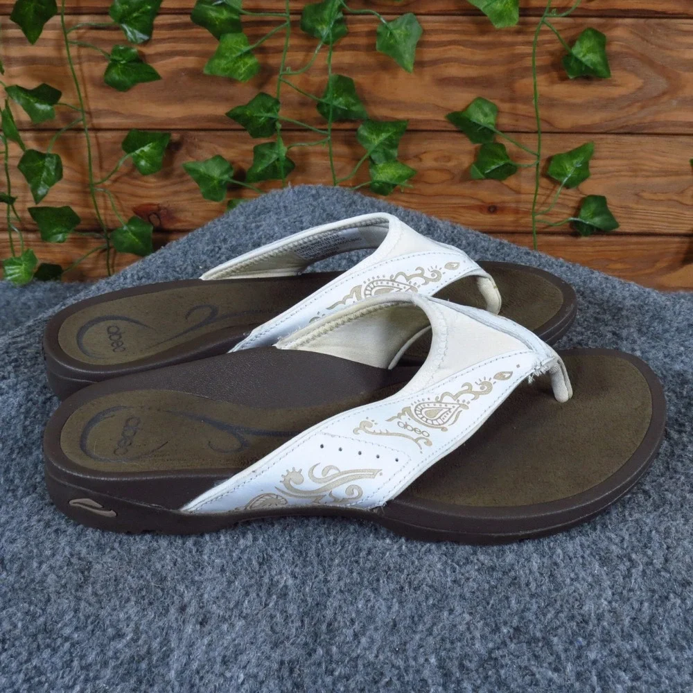 Abeo Balboa Women Thong Sandal 7.5N Walking White Leather Gold‎ Paisley